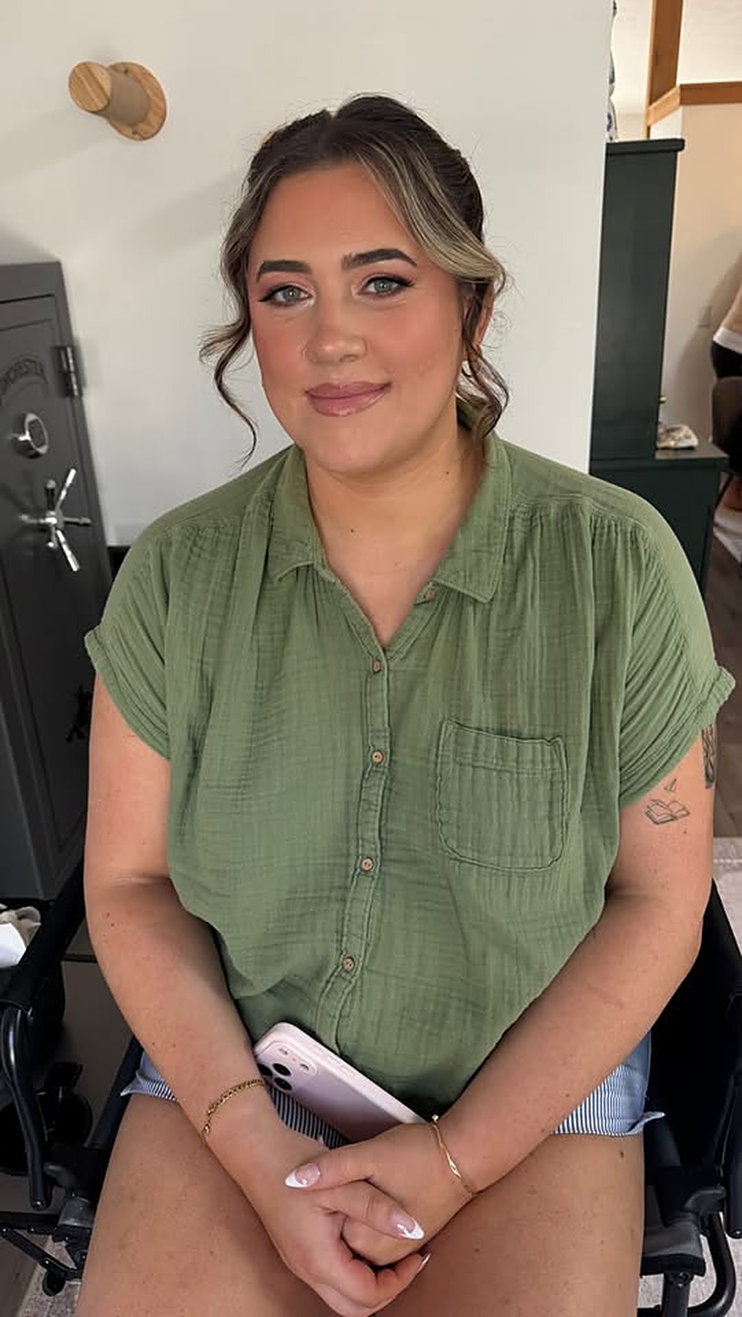 Client with soft natural glam on location